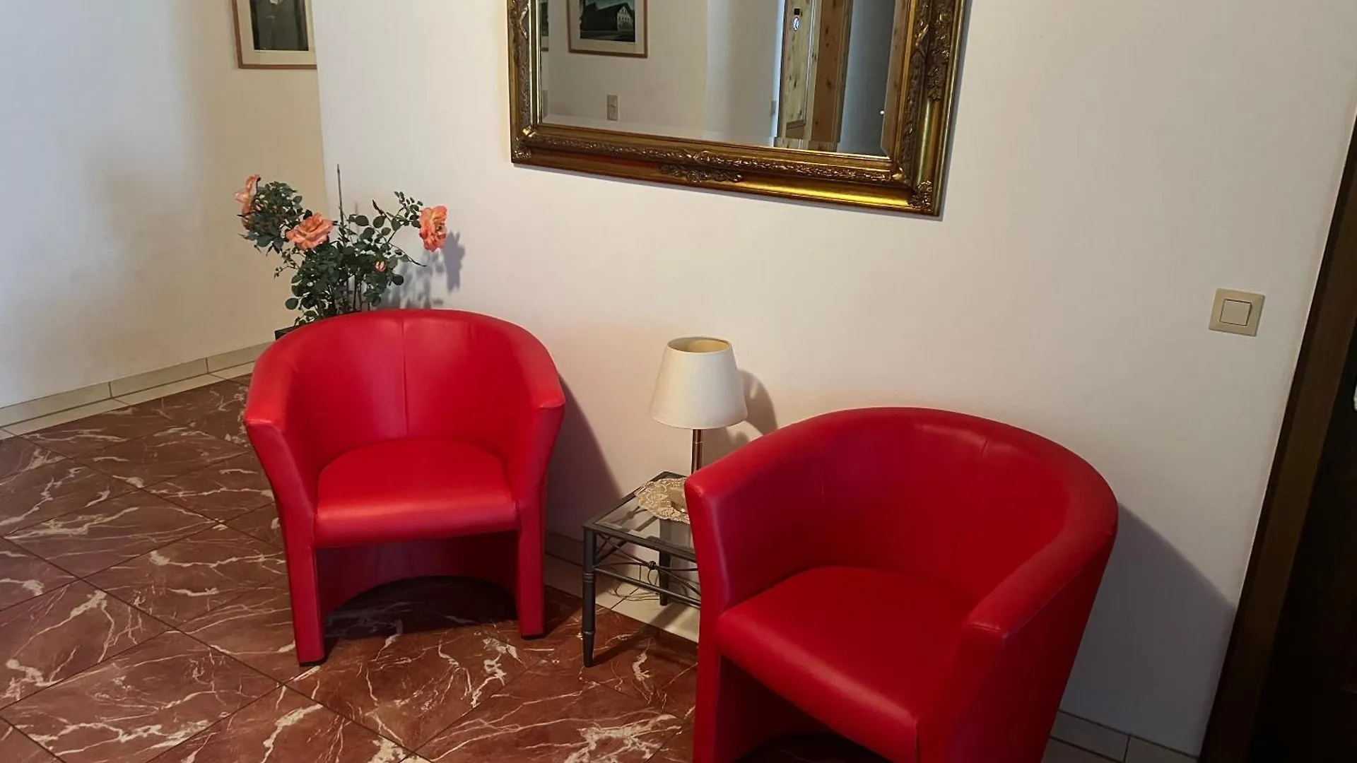 Boardinghouse Wadenspanner Altdorf  Altdorf (Lower Bavaria)